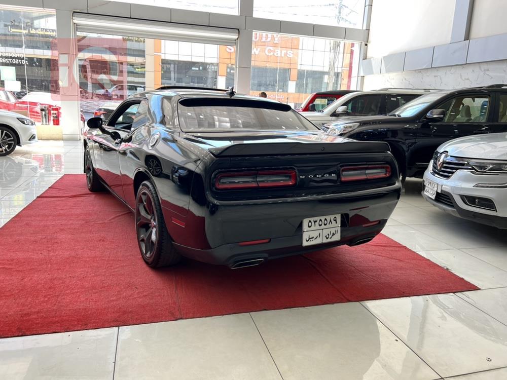 Dodge Challenger
